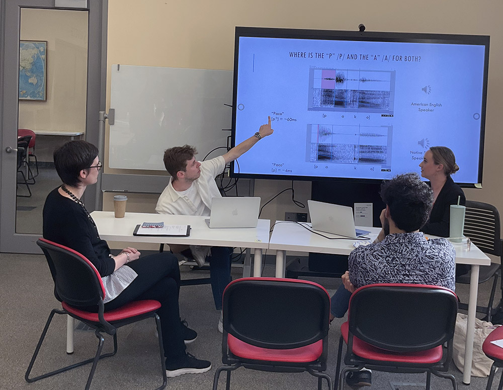 Louis Gehrke and Heather Offerman presenting "Visual Feedback for Pronunciation" at the Innovative Pedagogy Expo on Oct. 8, 2024.